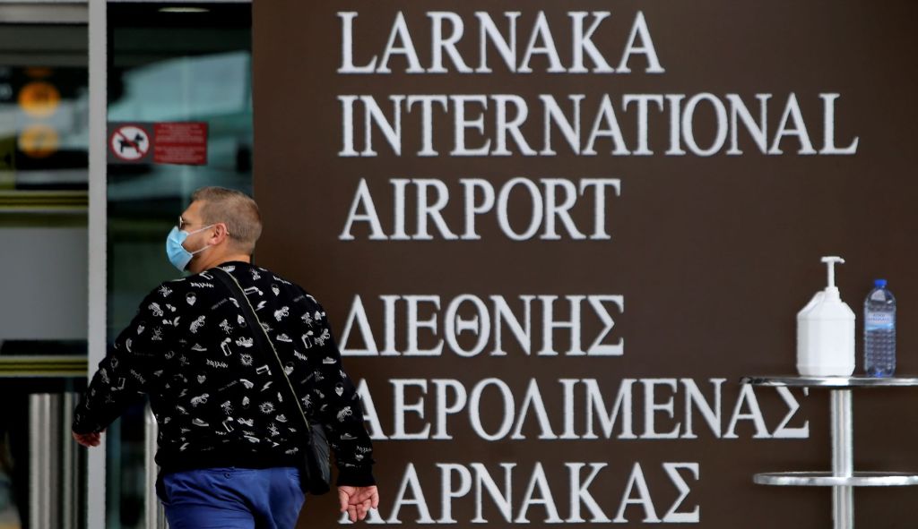 EU should recommend testing travelers, not barring them