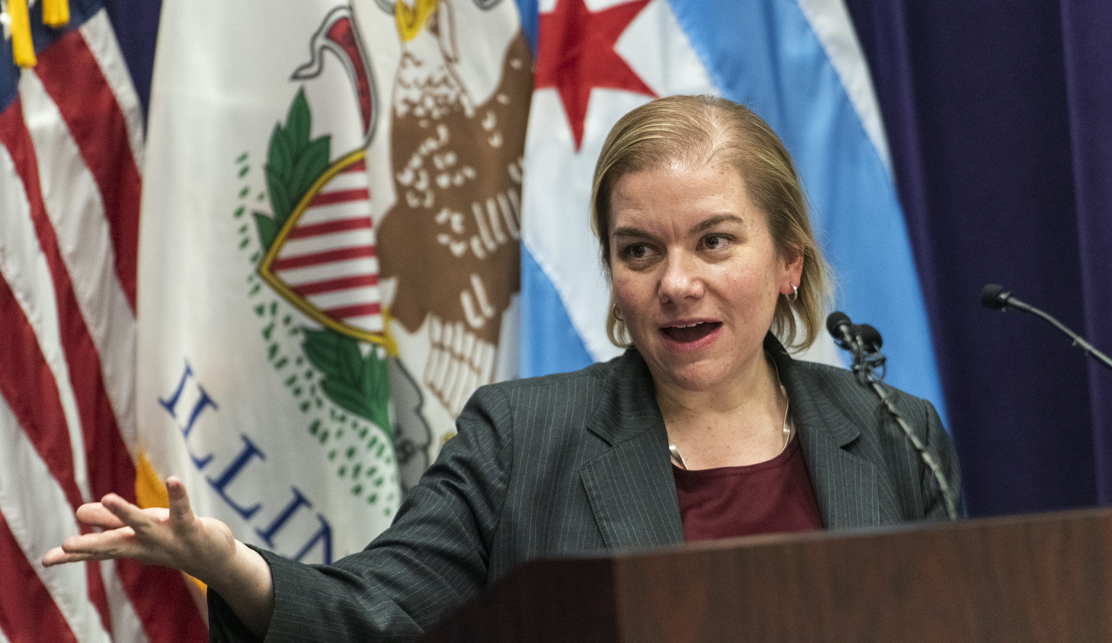 Top Chicago doc tells visitors to keep record of negative COVID-19 test handy