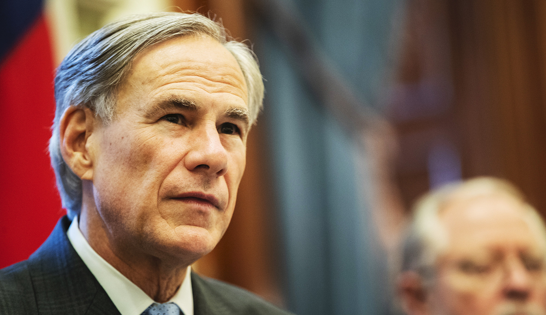Texas governor orders all travelers from Louisiana to self-quarantine for two weeks