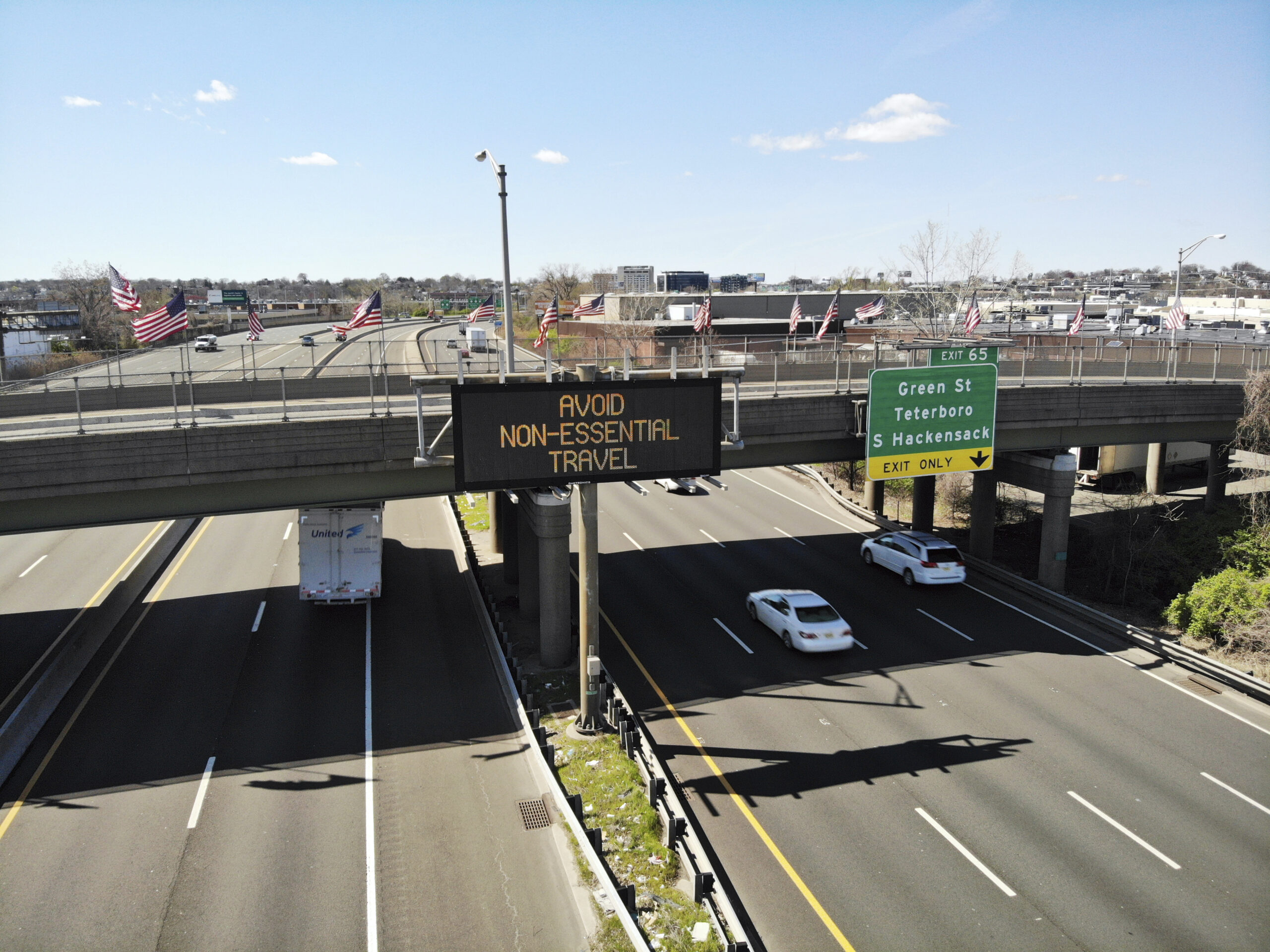 New Jersey officials told to stop using humorous traffic messages: Report