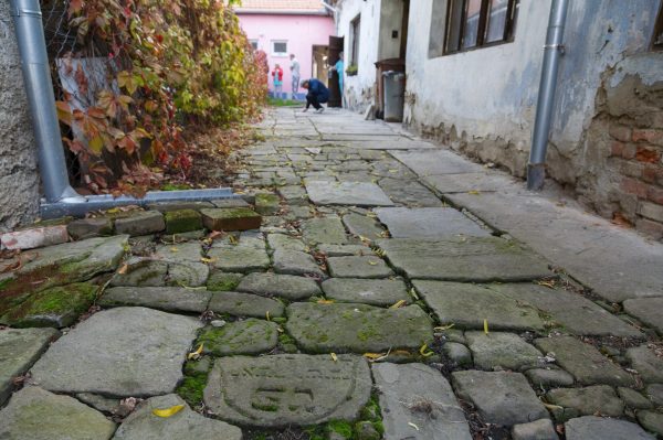 Broken Jewish tombstones from Prague transformed into memorial