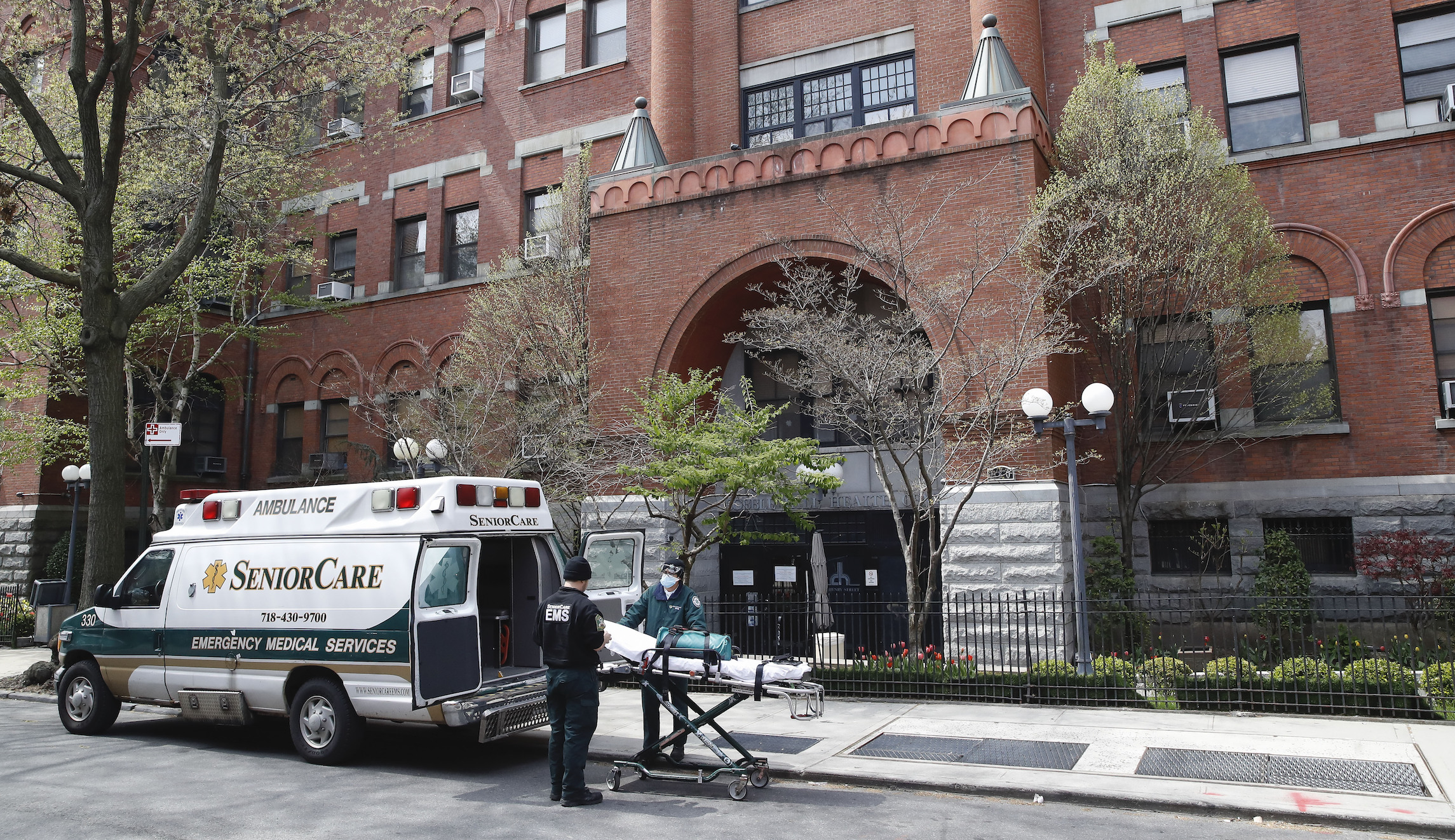 New York budget provision bars families from suing nursing homes over coronavirus response
