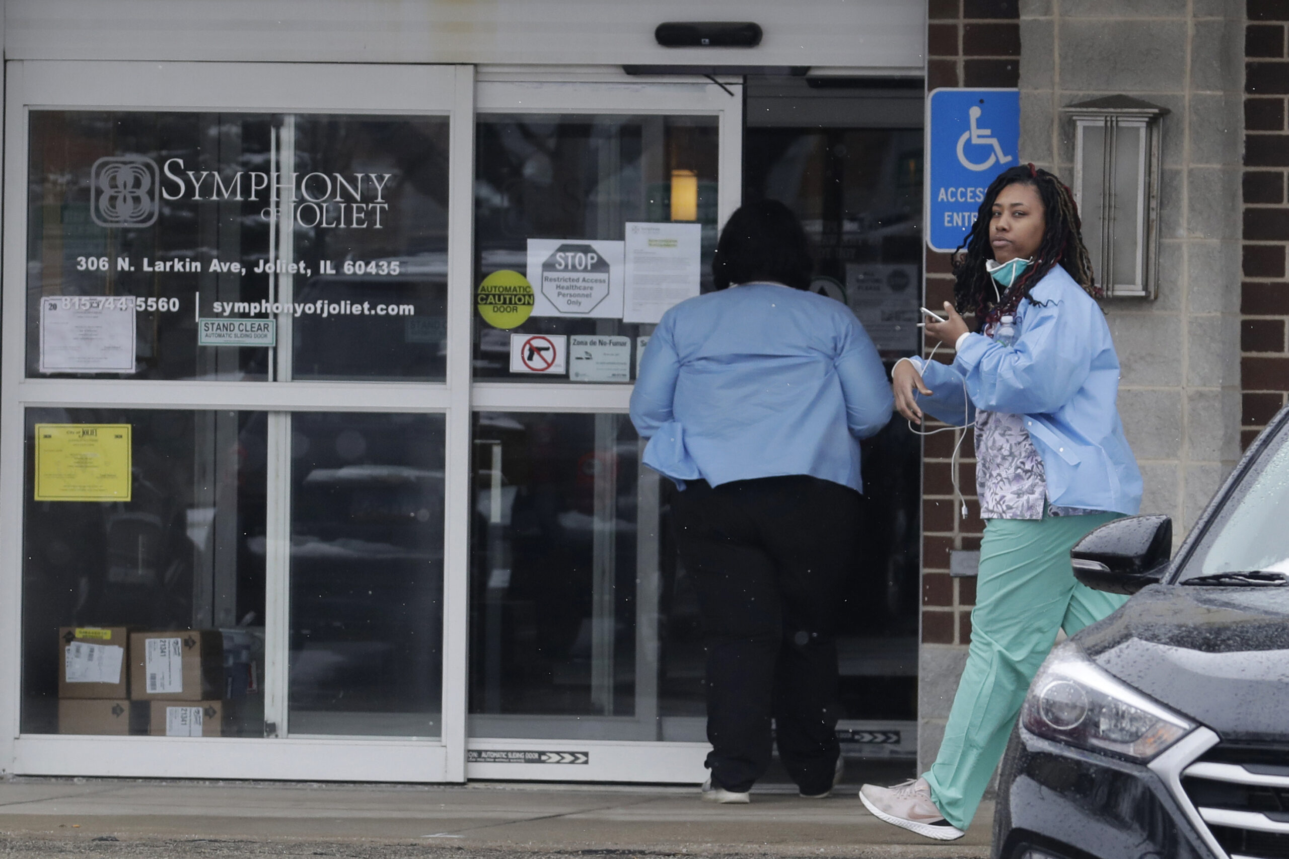 Hearing delves into what went wrong in Illinois nursing homes during pandemic