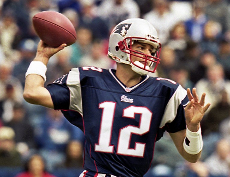 Signed Tom Brady rookie card sells for $2.4 million at auction