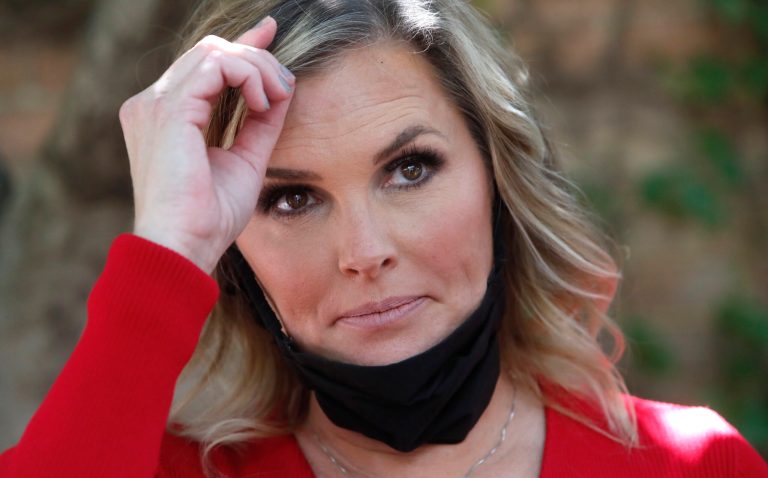 Texas Supreme Court tosses restraining order against Dallas salon owner
