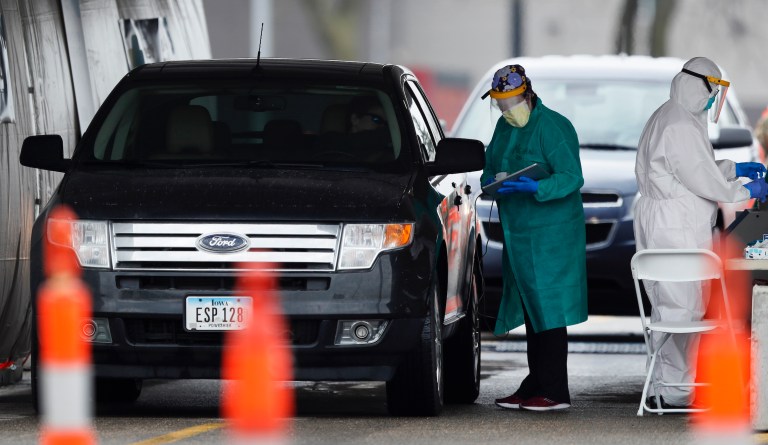 Epidemiologists uncertain whether long-feared autumn second wave of COVID-19 will materialize