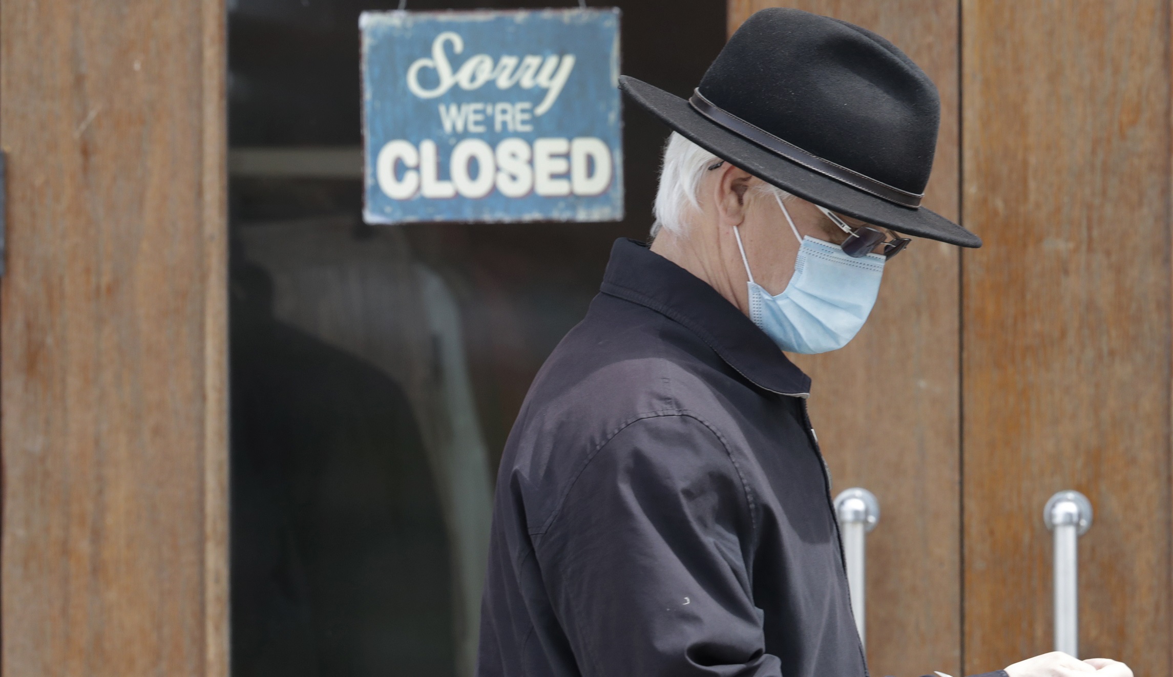Small businesses hold out for second rescue by Congress