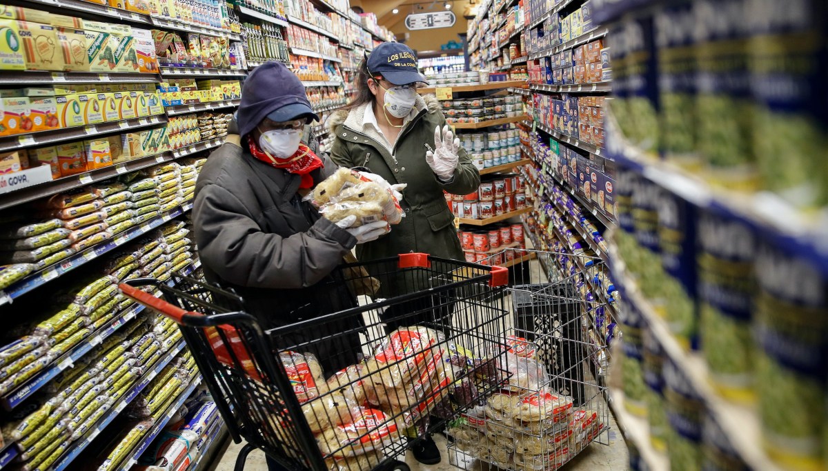 Activists push Democrats to give stimulus checks to 9M taxpaying noncitizens