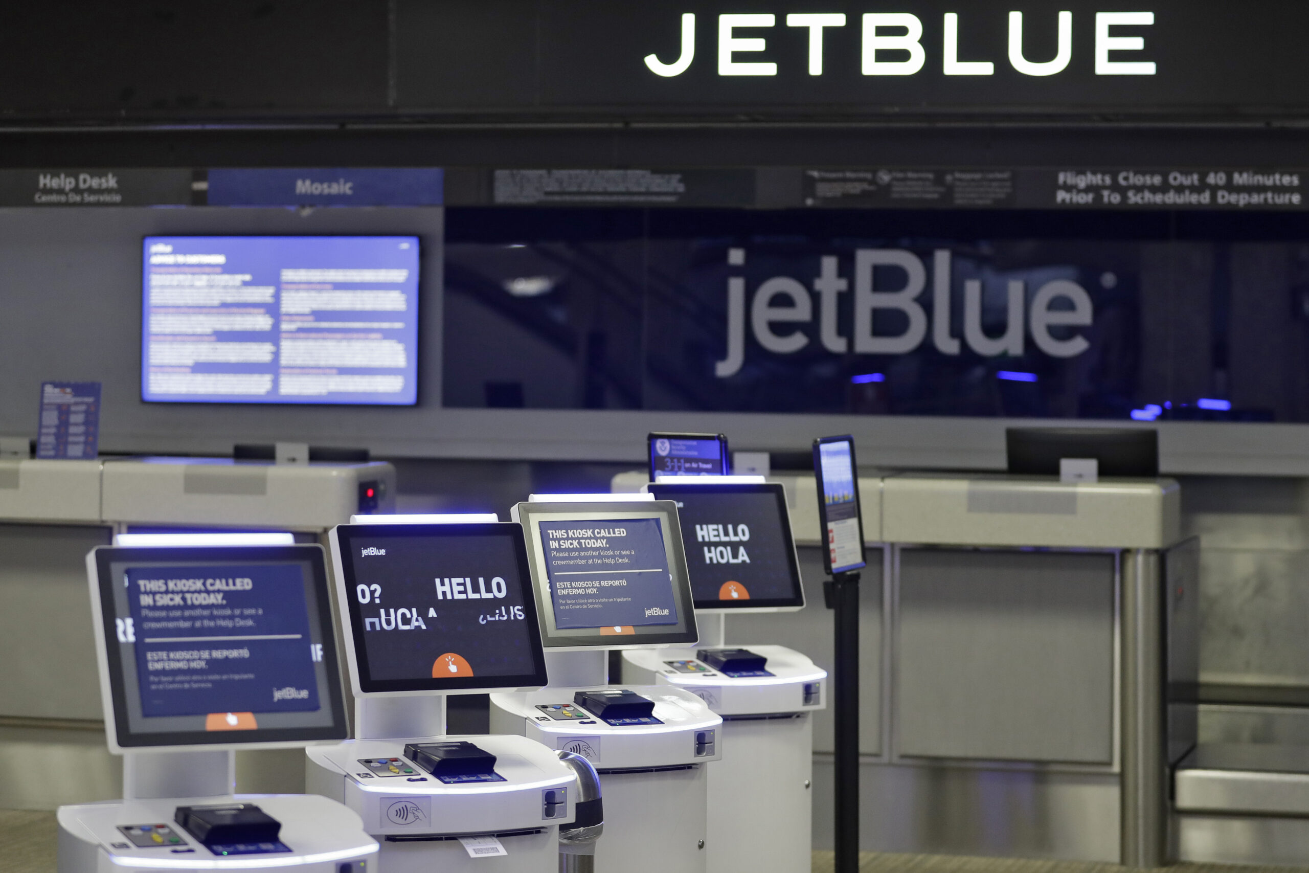 JetBlue cancels 1,280 flights through mid-January