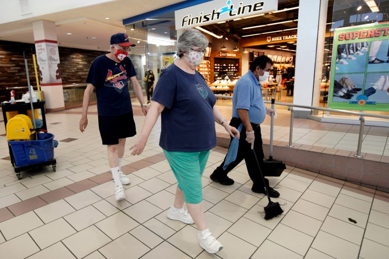 Nebraska economy could slow this winter, study says