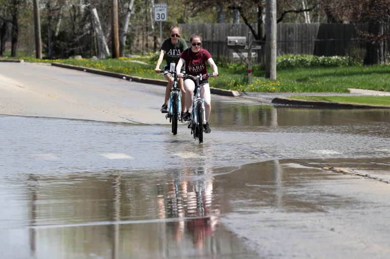 $20.7 billion capital plan takes aim at Illinois roads, bridges
