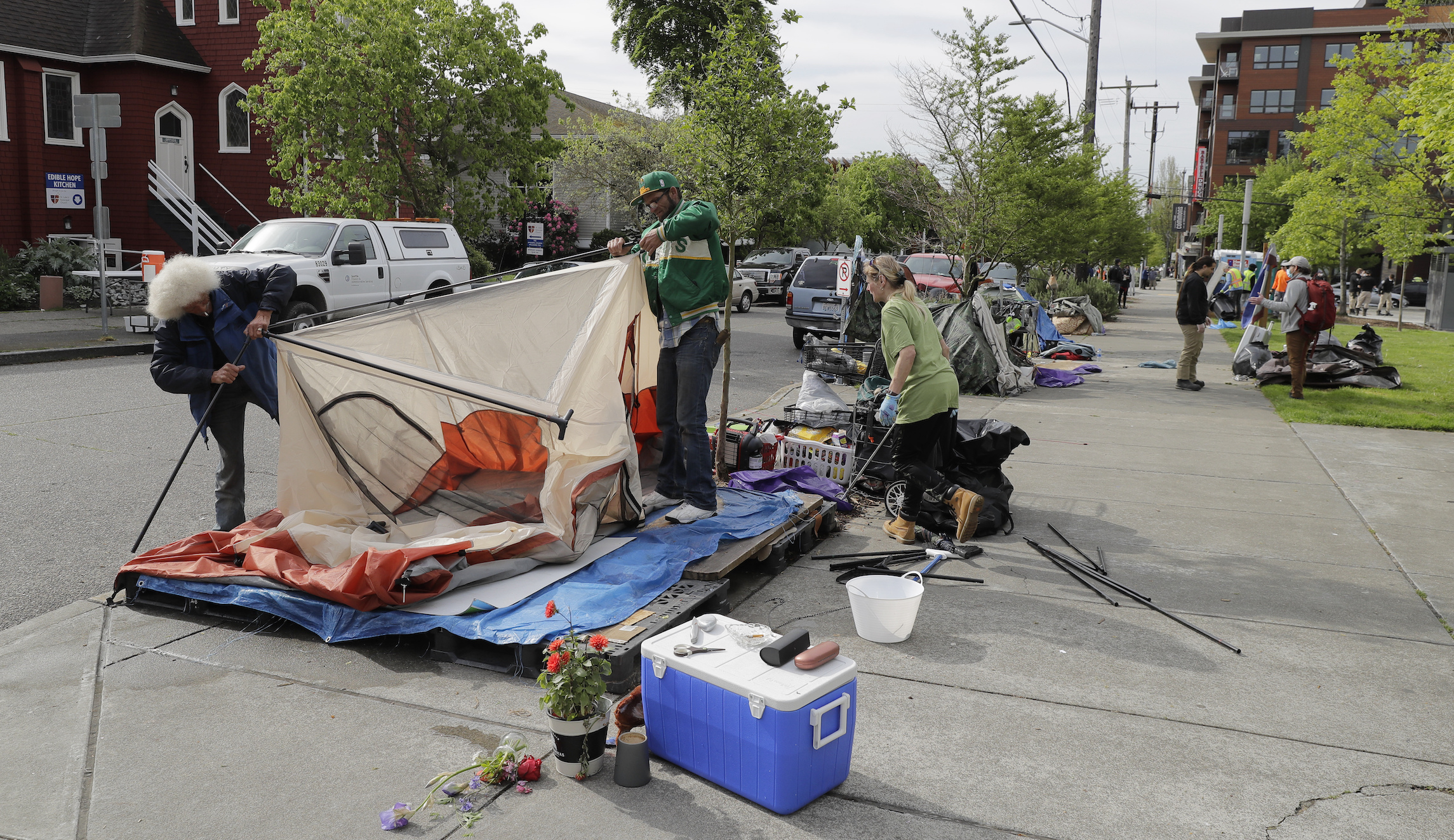 Washington homeless advocates say shelters no place for police