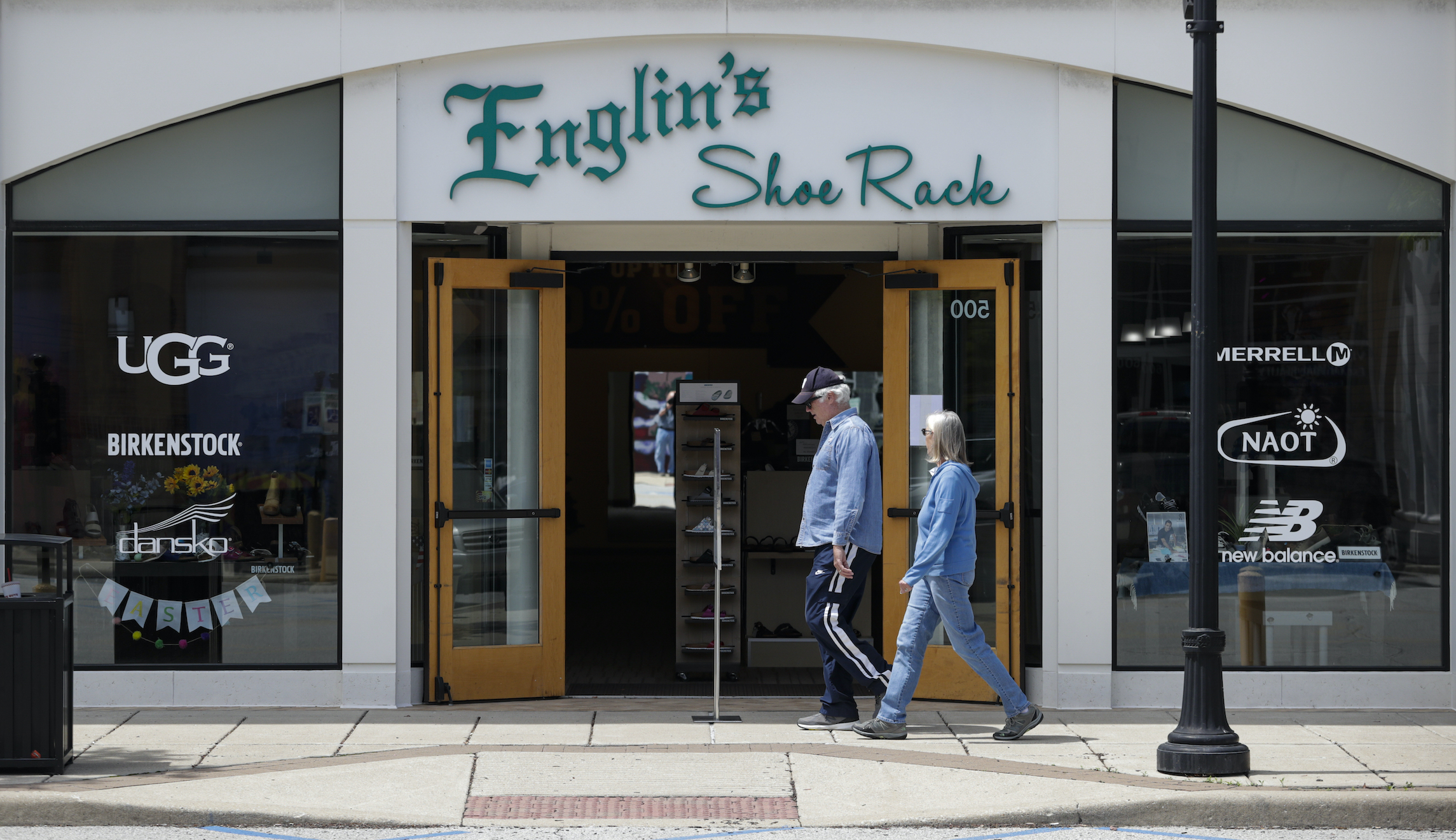 The federal government is impeding small business recovery