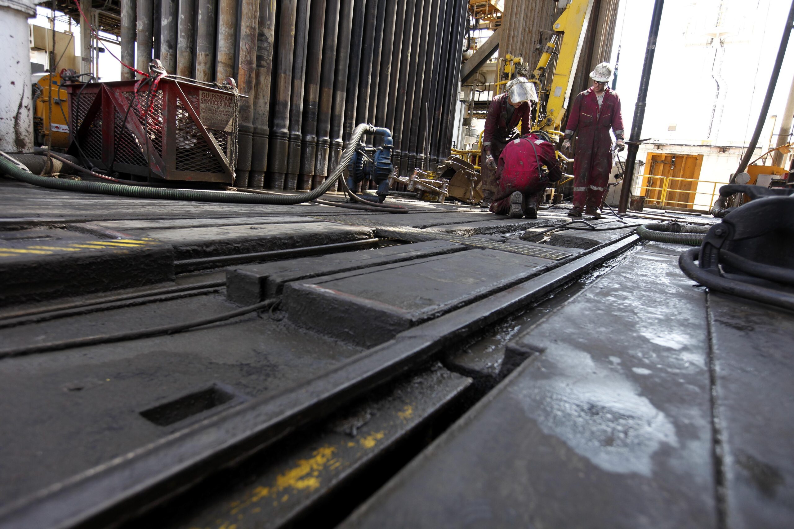 Louisiana lawmakers advance oil tax break and protection from new business taxes for unemployment benefits