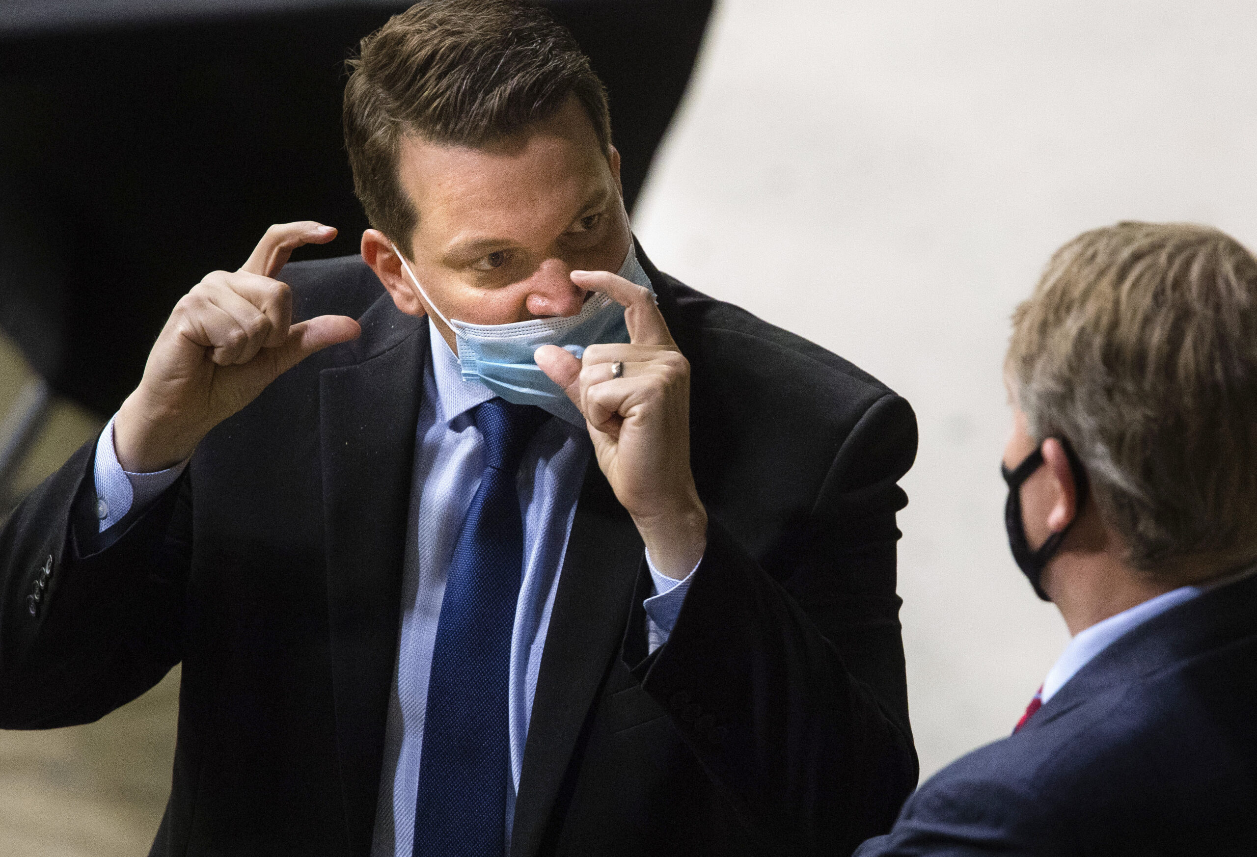 Animal welfare bill aimed at pet shops advances in Illinois