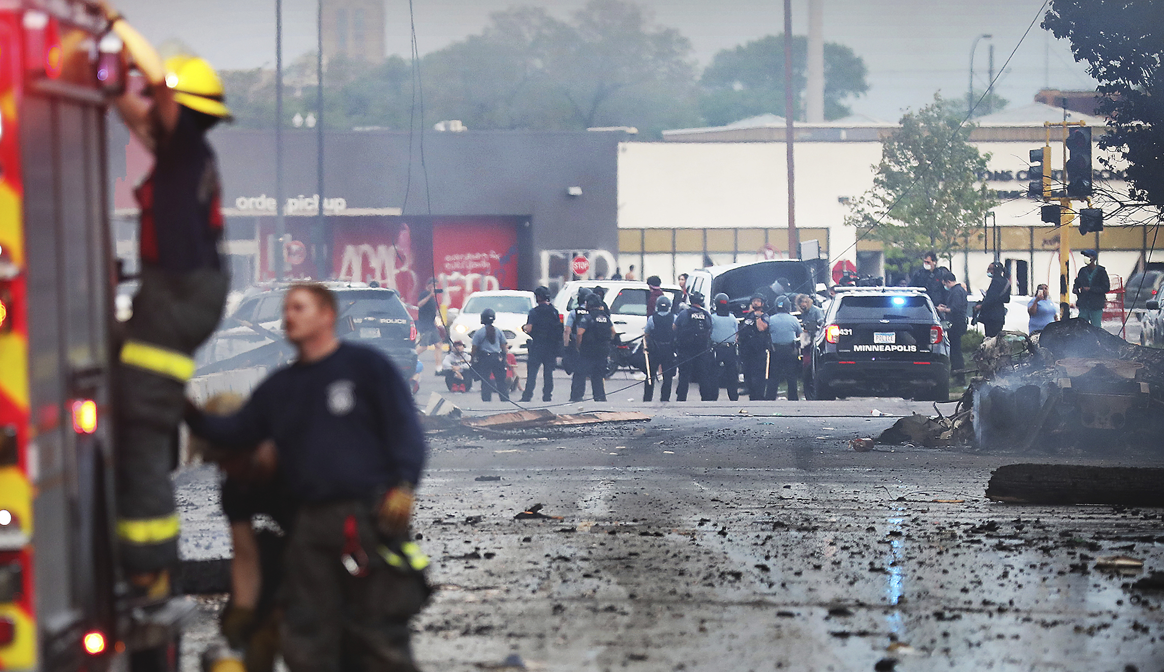 Minneapolis mayor asks for help from National Guard after violent protests over George Floyd death