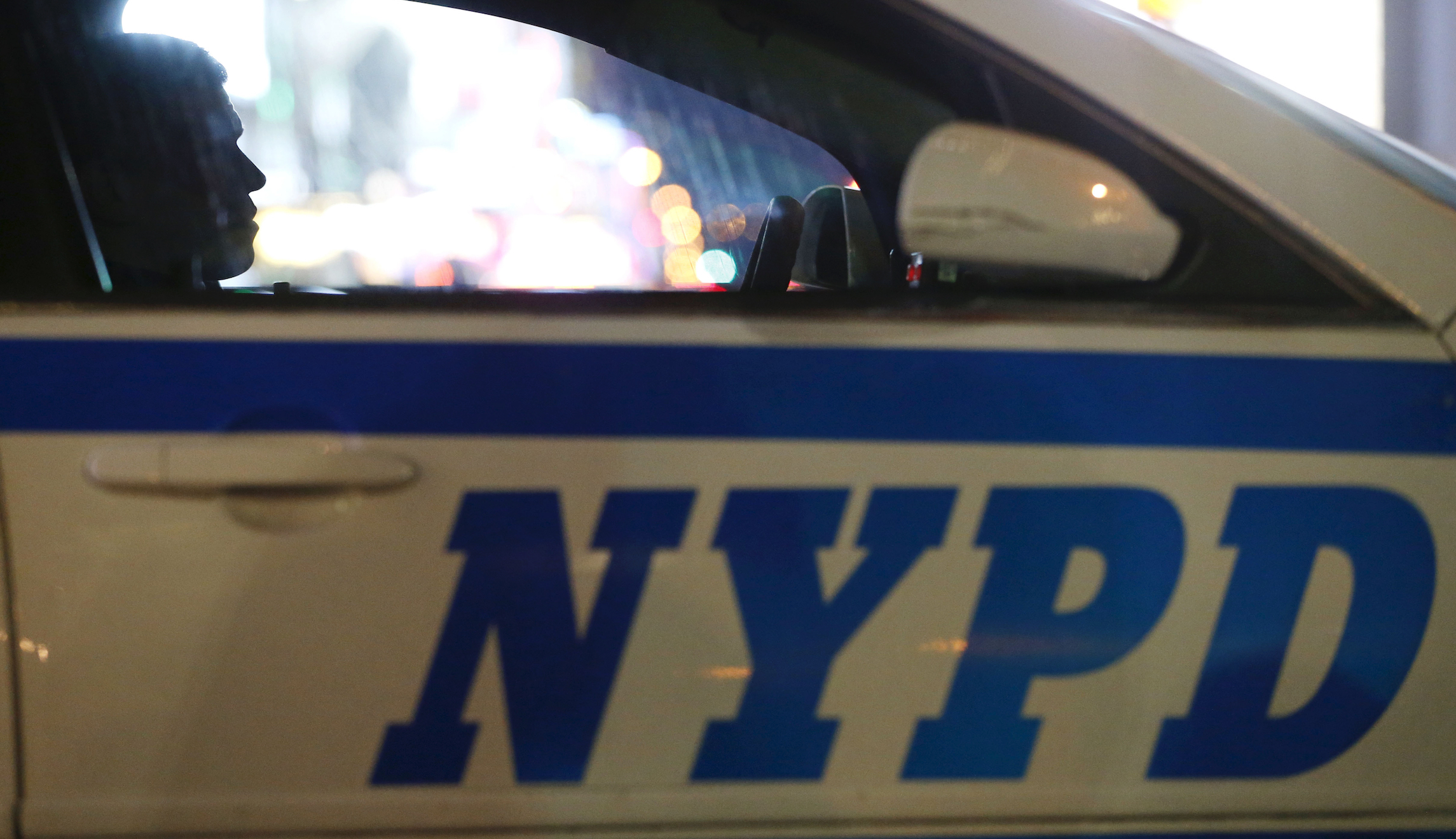 New York City police officer arrested for apparent use of illegal chokehold during arrest