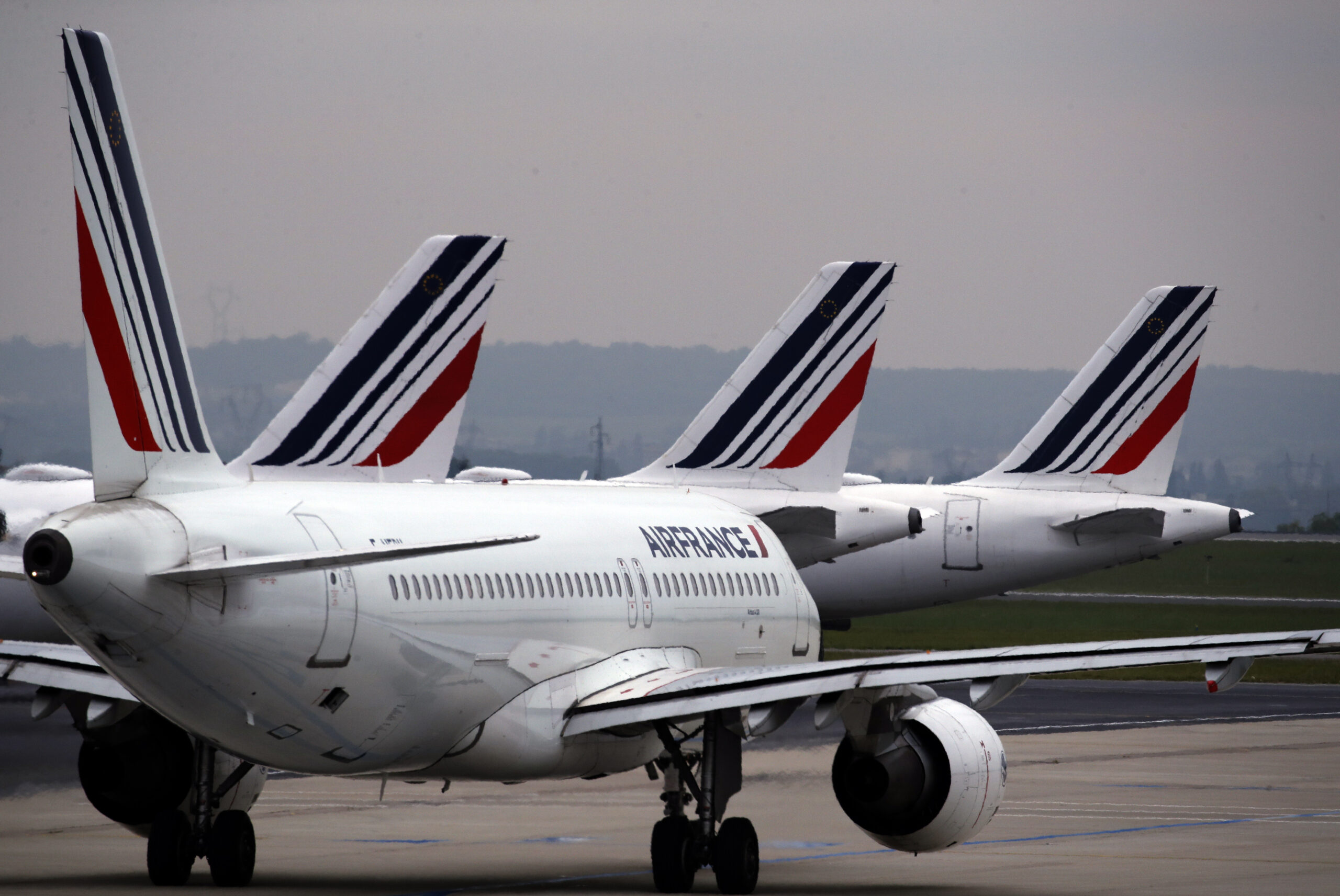 Pilots suspended after fighting each other in midair cockpit brawl: Report