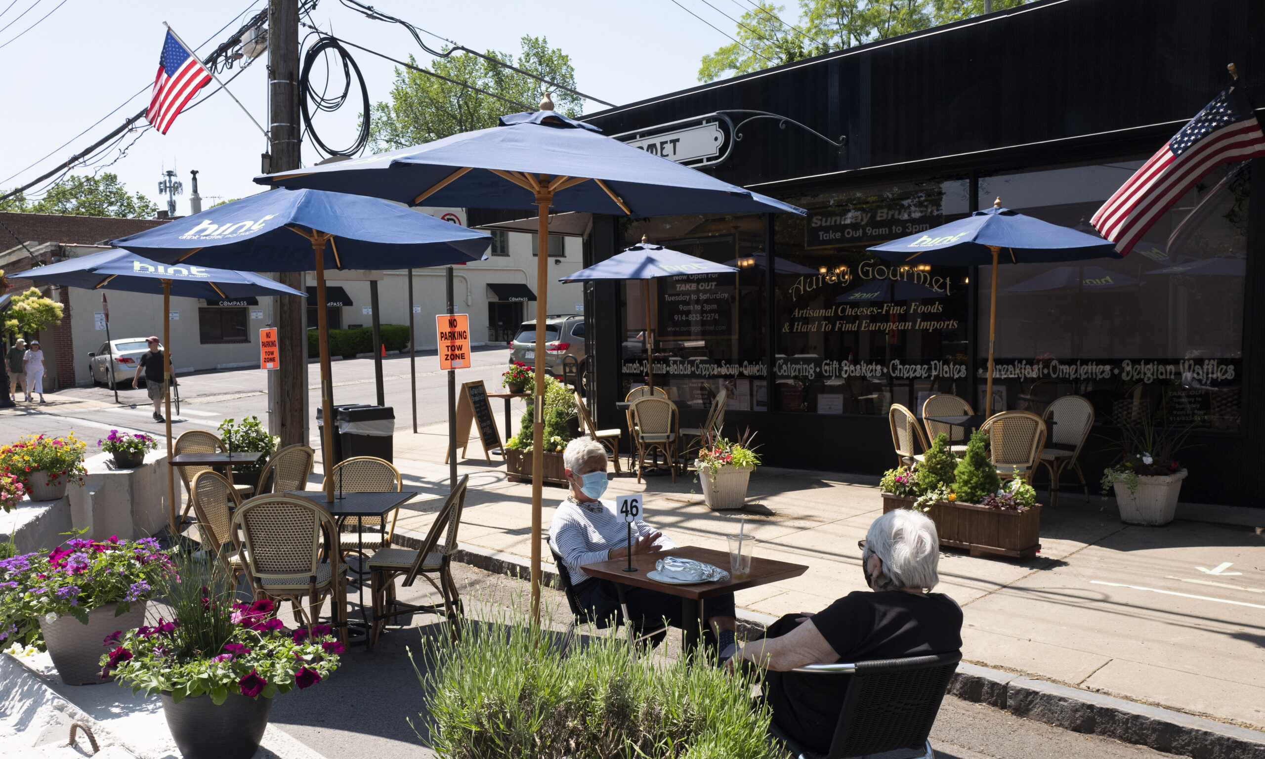 NYC extends Open Storefronts program through September 2021