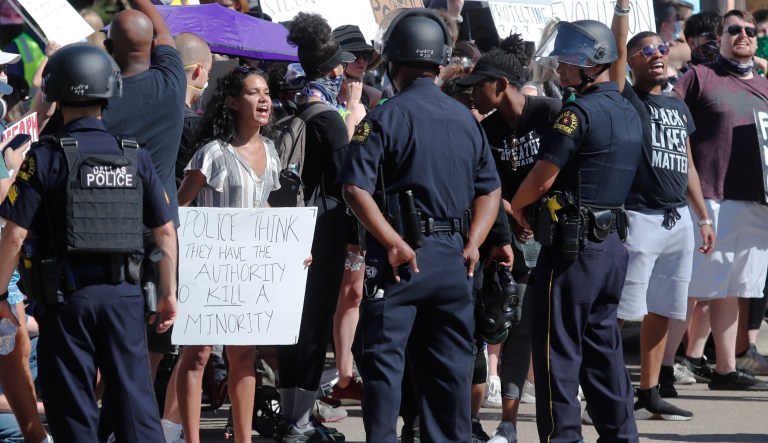 Abbott sends troopers to Dallas to deal with ‘out of hand’ violent crime