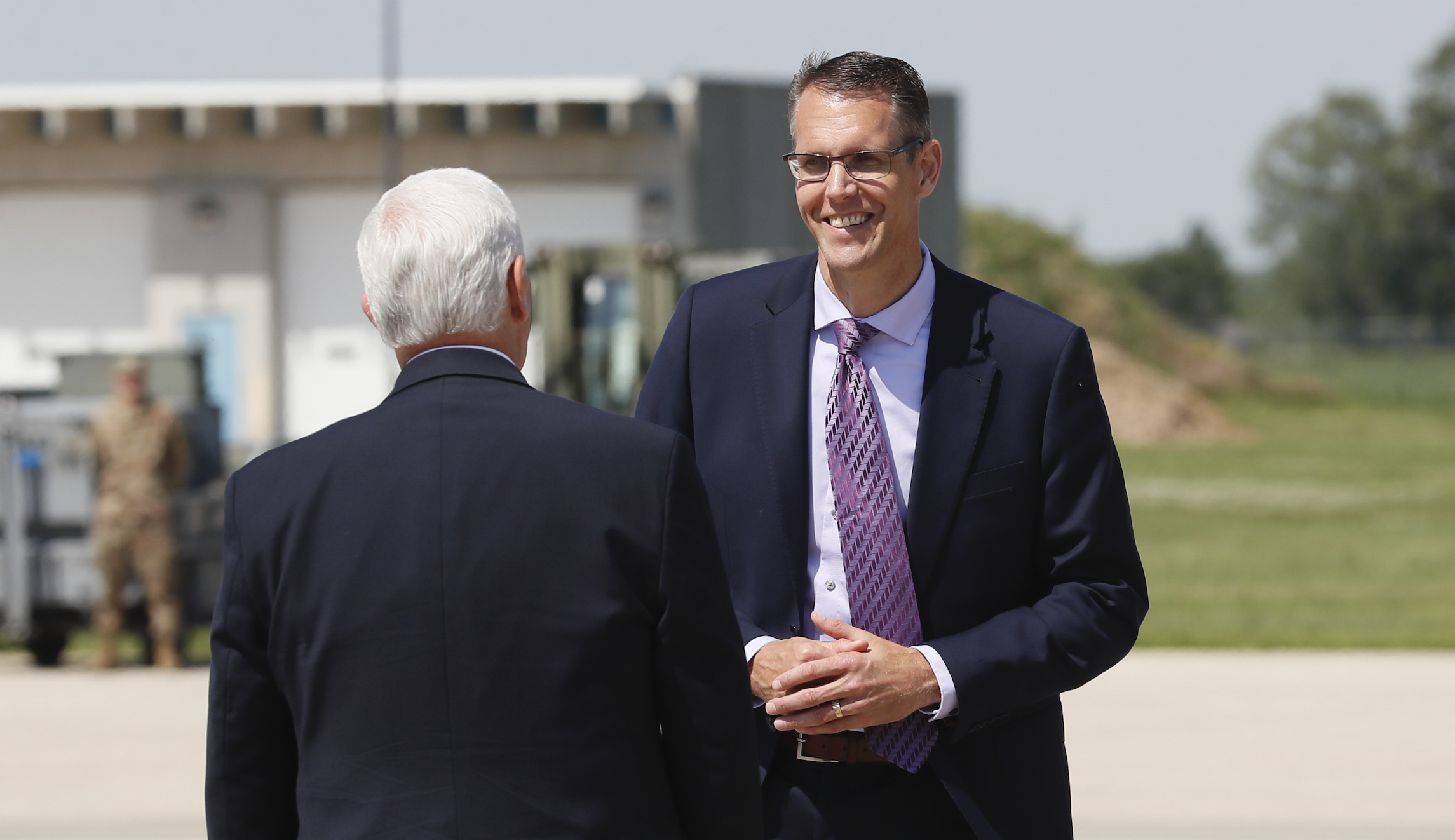 In Iowa, Democrats and Republicans hesitant to fight over redistricting