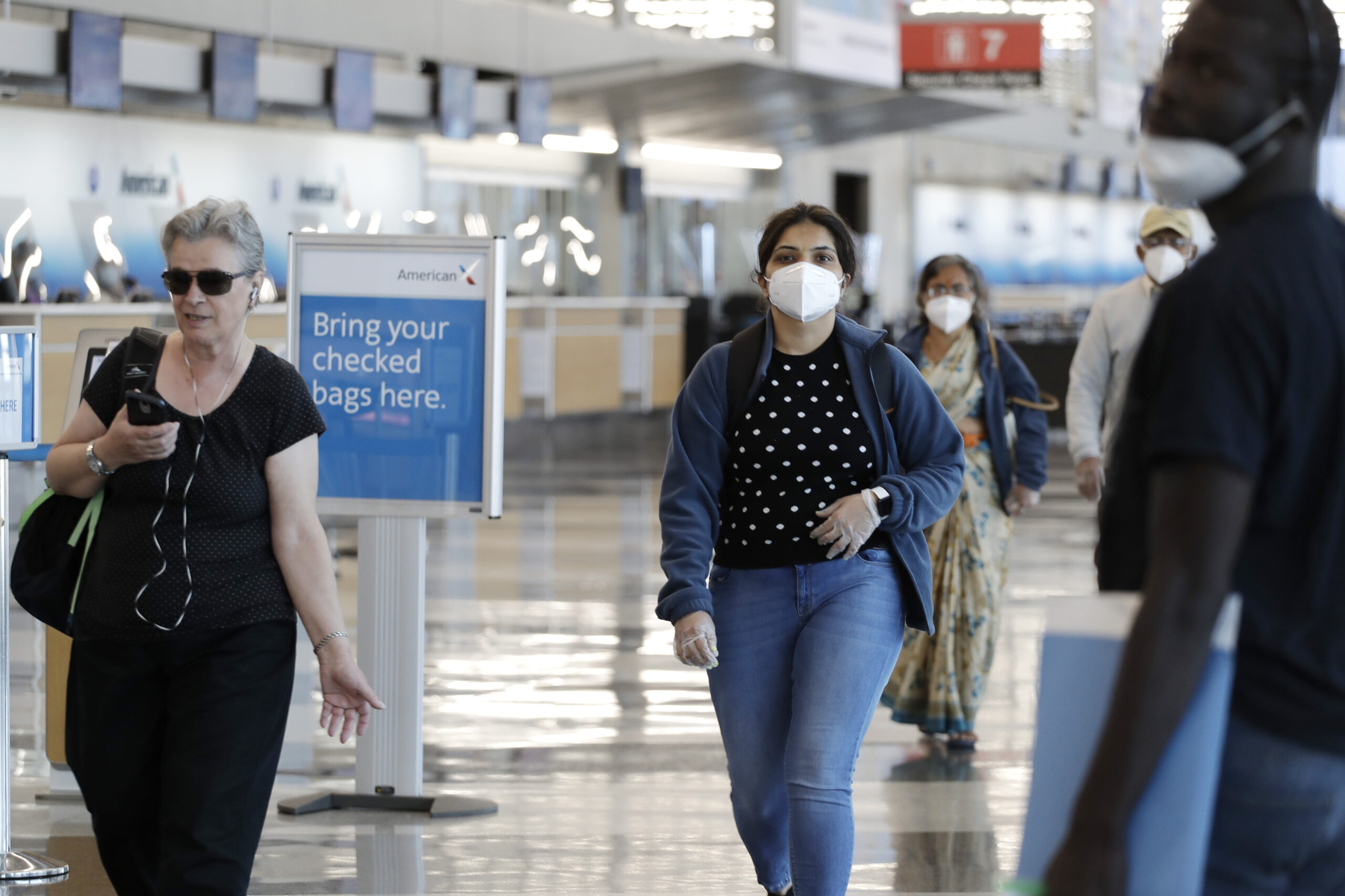 Illinois public health officials offer new map to help with travel choices