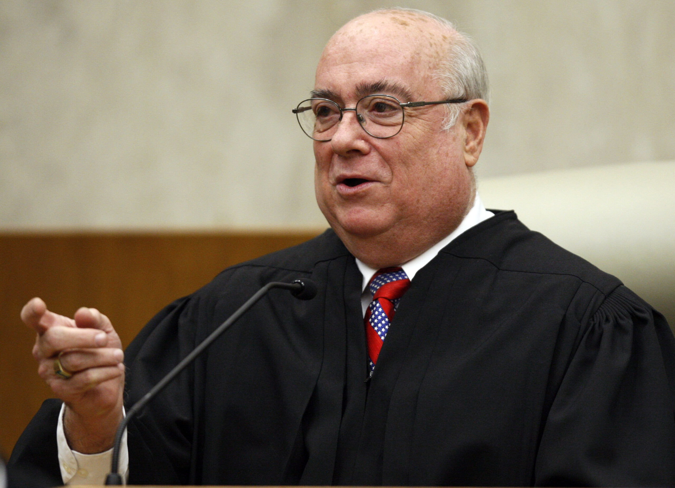 Federal judge rules DC Corrections officials infringed on alleged Jan. 6 rioter’s rights