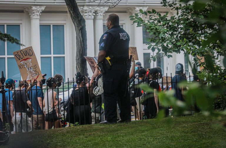 NYPD leadership gets vote of confidence from mayor, says no plans for removals