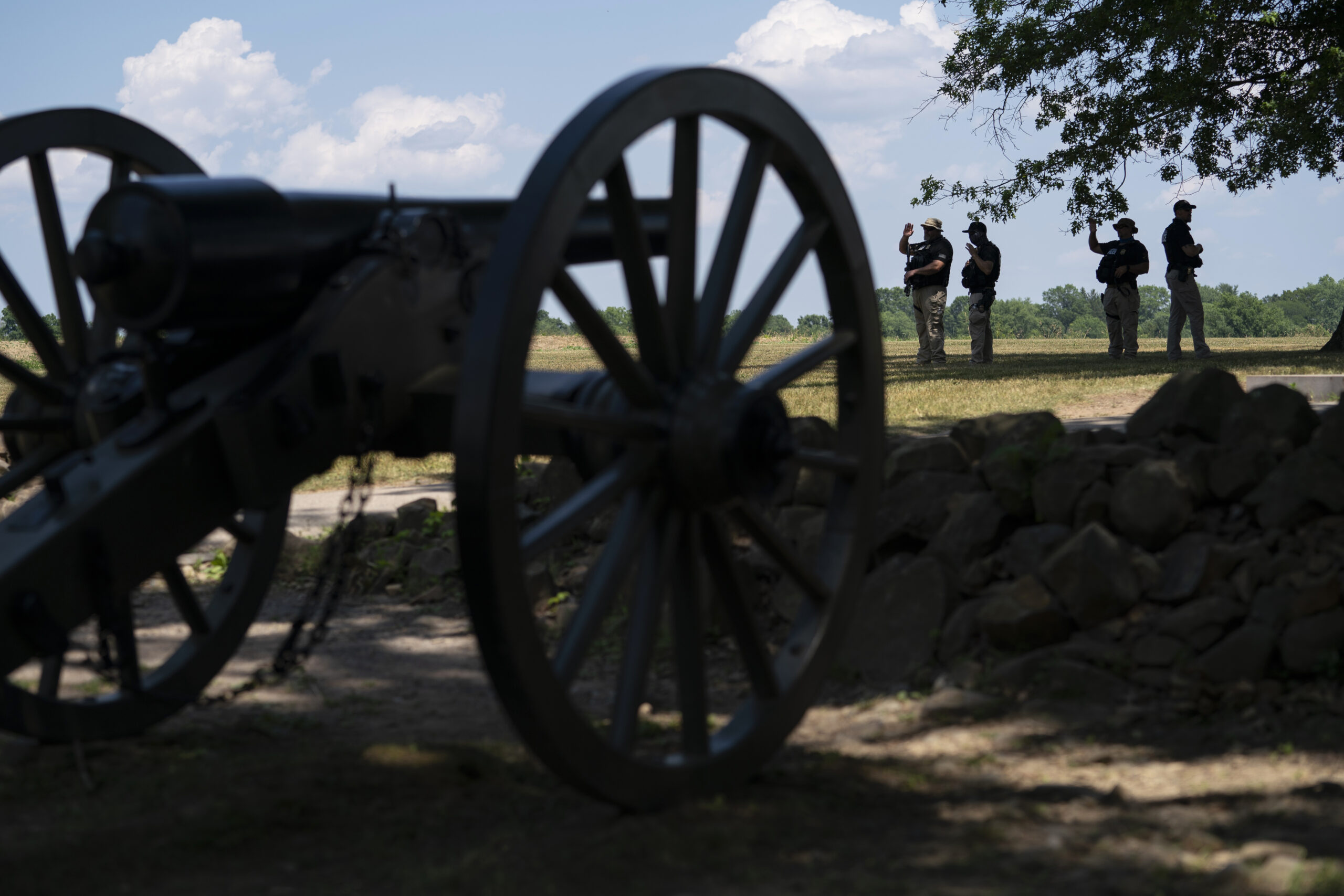 The anti-Trump resistance seems to think the Confederacy won at Gettysburg