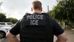 Oregon protesters block ICE buses from taking away two illegal immigrants
