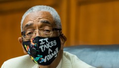Democratic congressman introduces bill to create National Parks program to remove Confederate monuments
