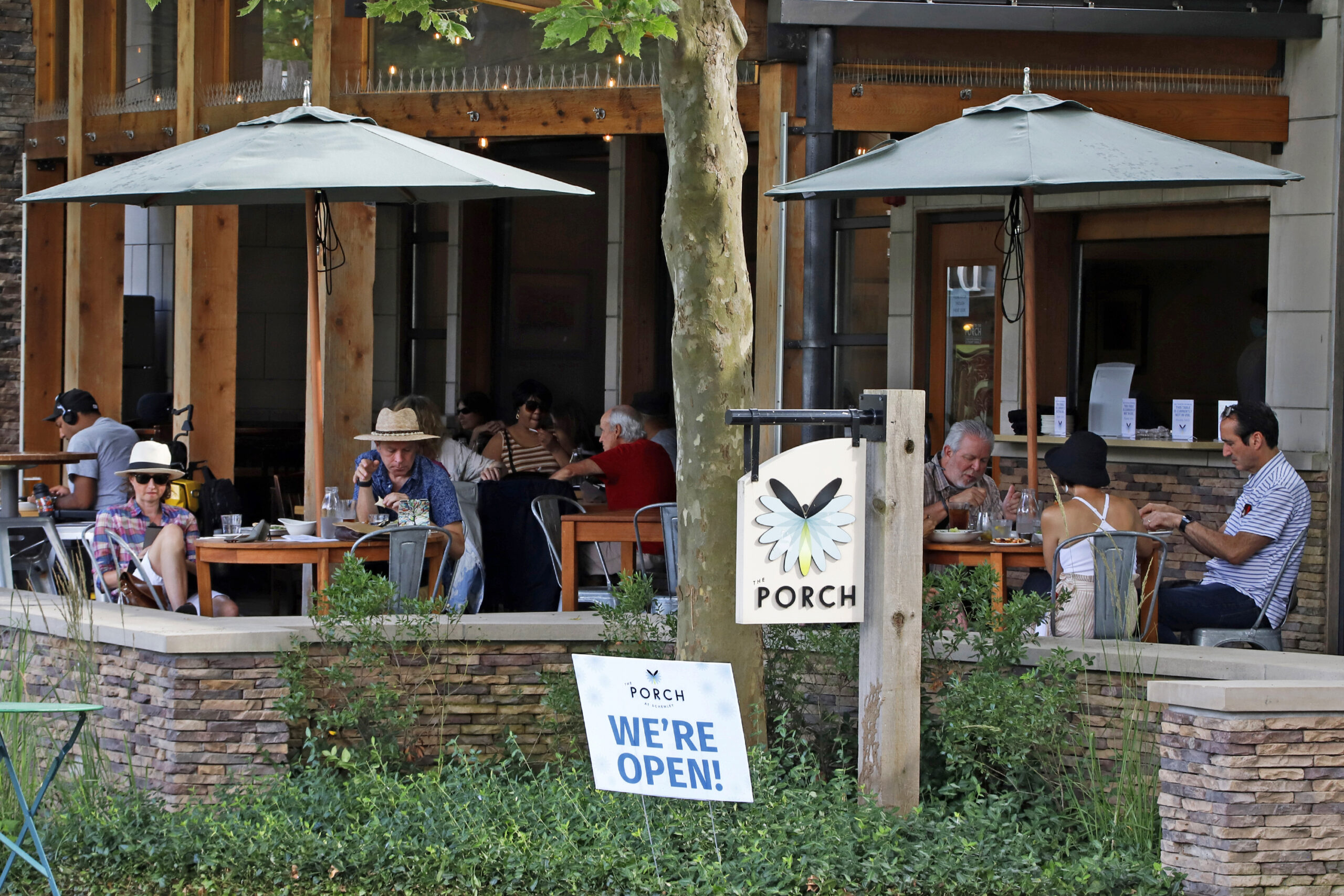 Pennsylvania officially waives restaurant licensing fees