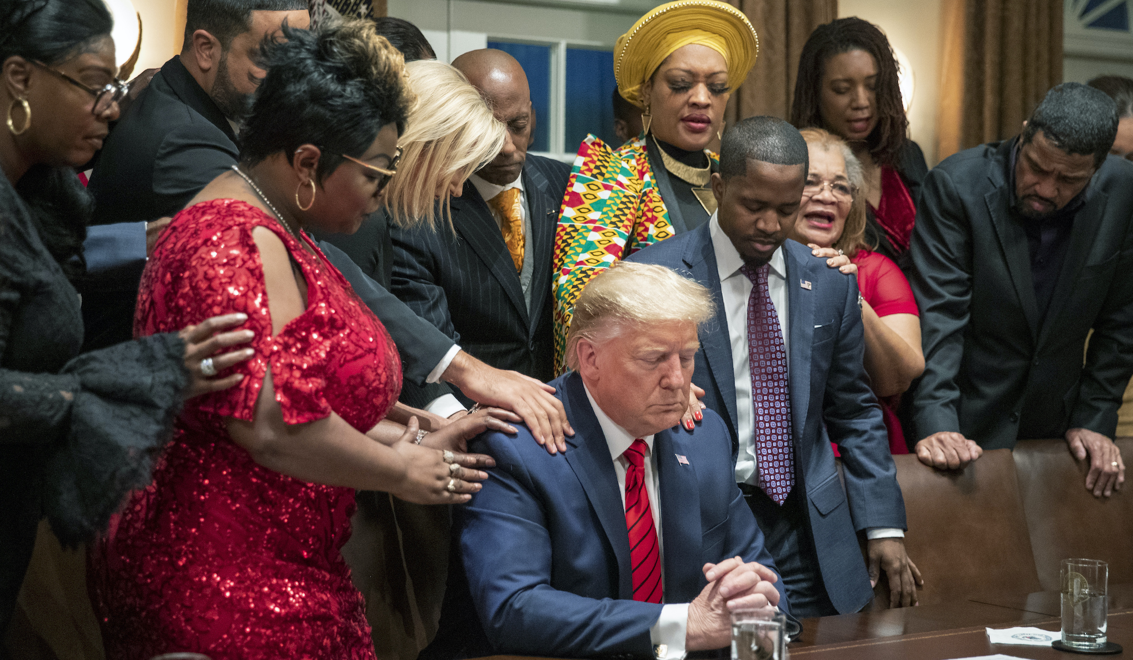 Trump sees his chance to win over black men’s votes