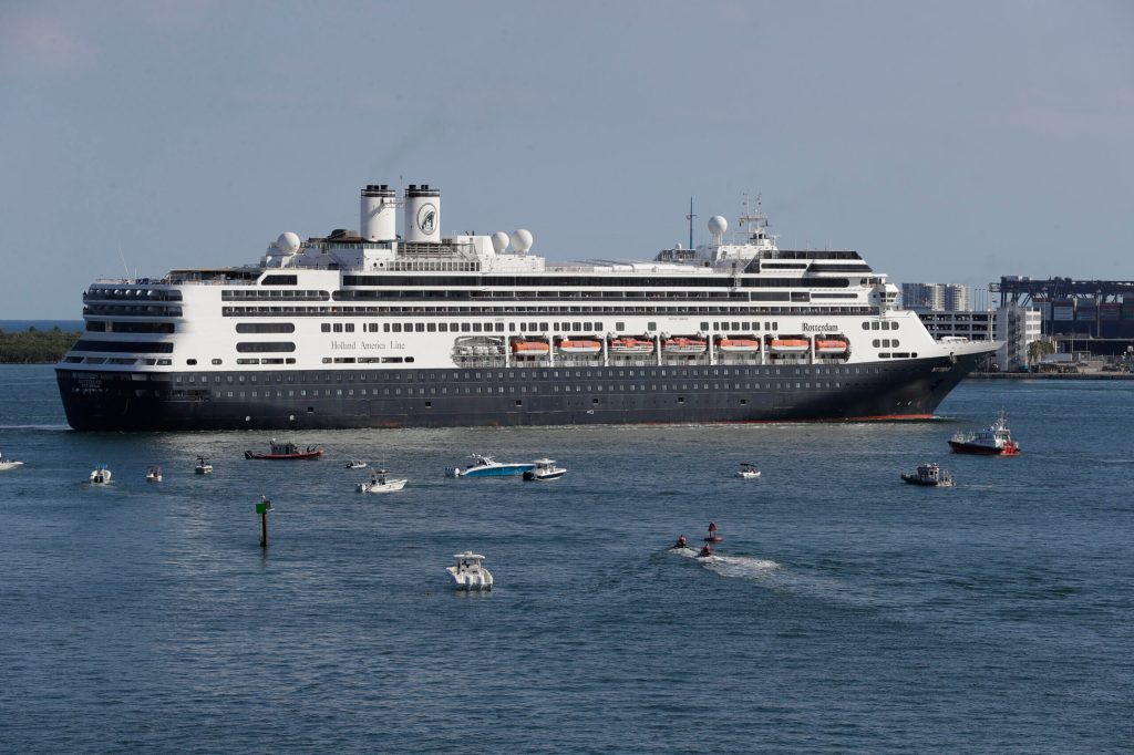 Idled cruise industry can sail again in Florida on Nov. 1