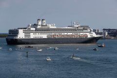 Idled cruise industry can sail again in Florida on Nov. 1