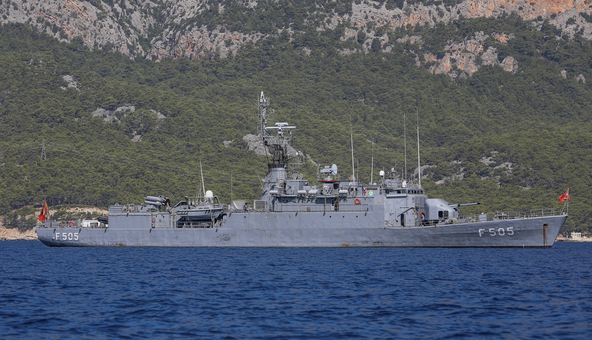 Greece deploys navy against Turkish intrusion