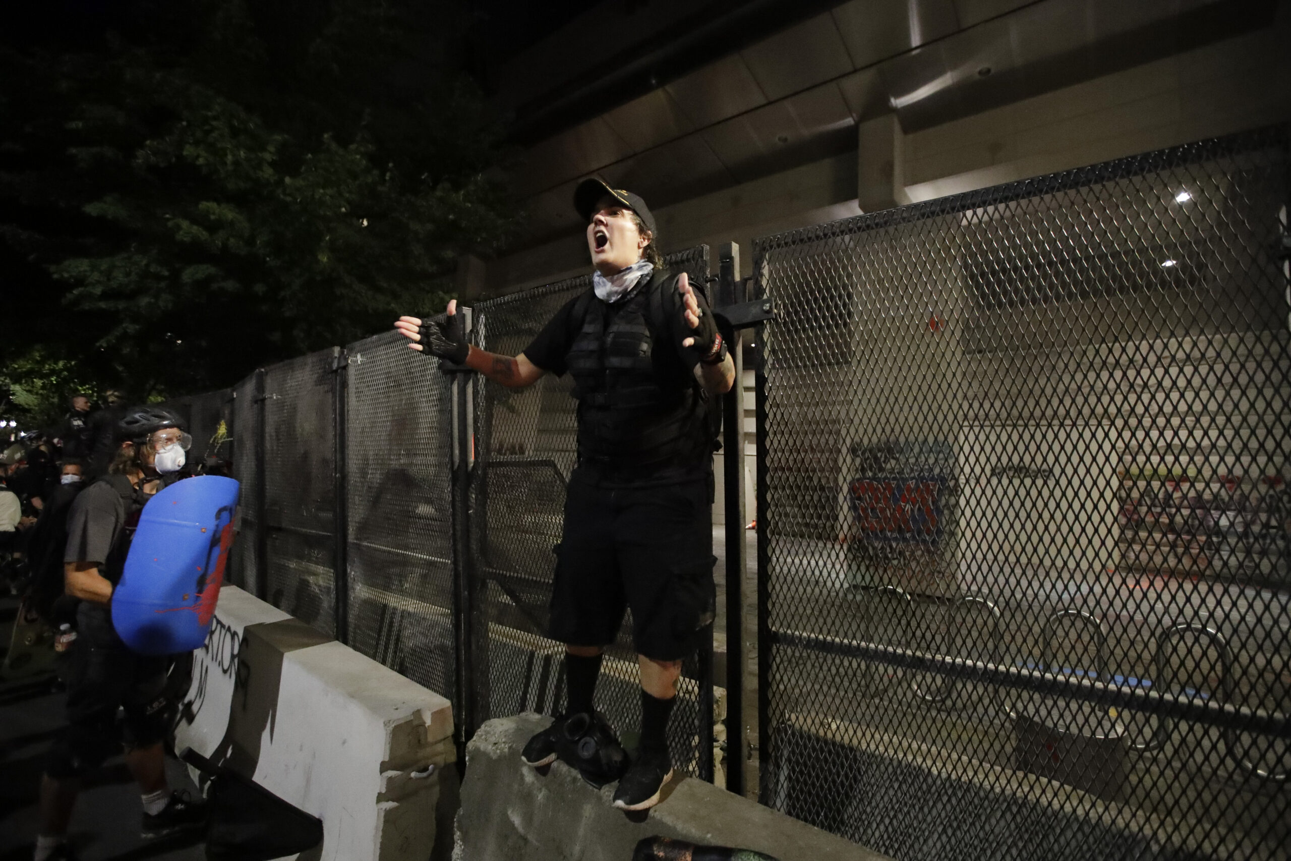 Federal government says it will not pay fines for Portland courthouse fence