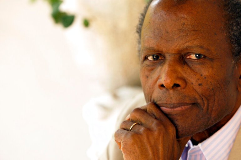 Actor Sidney Poitier poses for a portrait in Beverly Hills, California, on June 2, 2008.