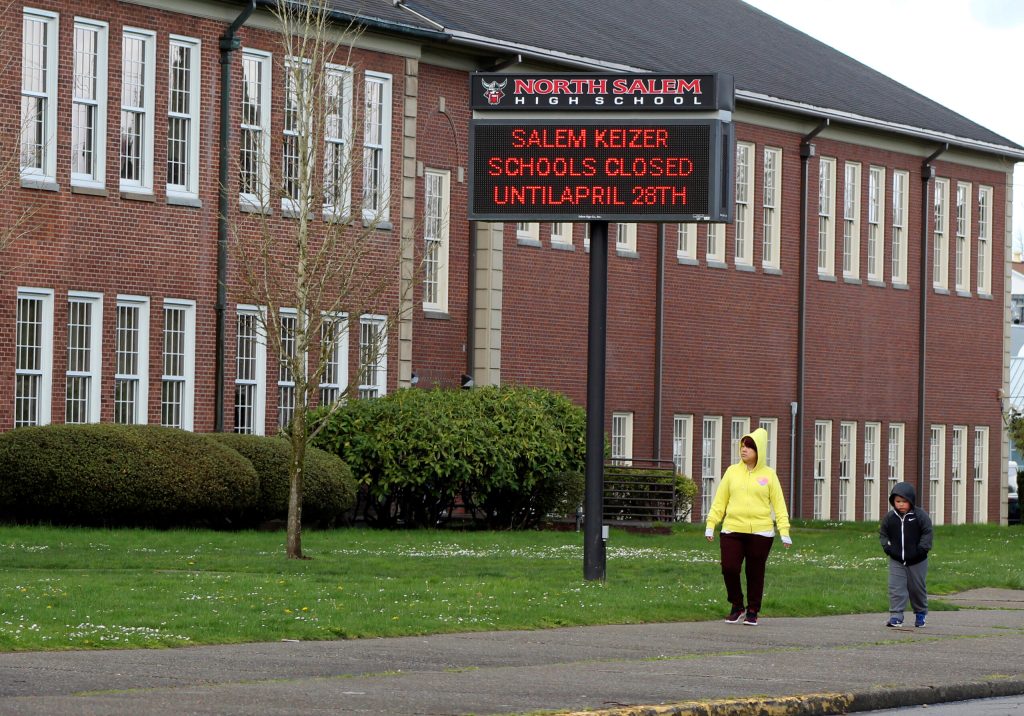 Oregon schools get heads up from state on navigating online learning and coronavirus