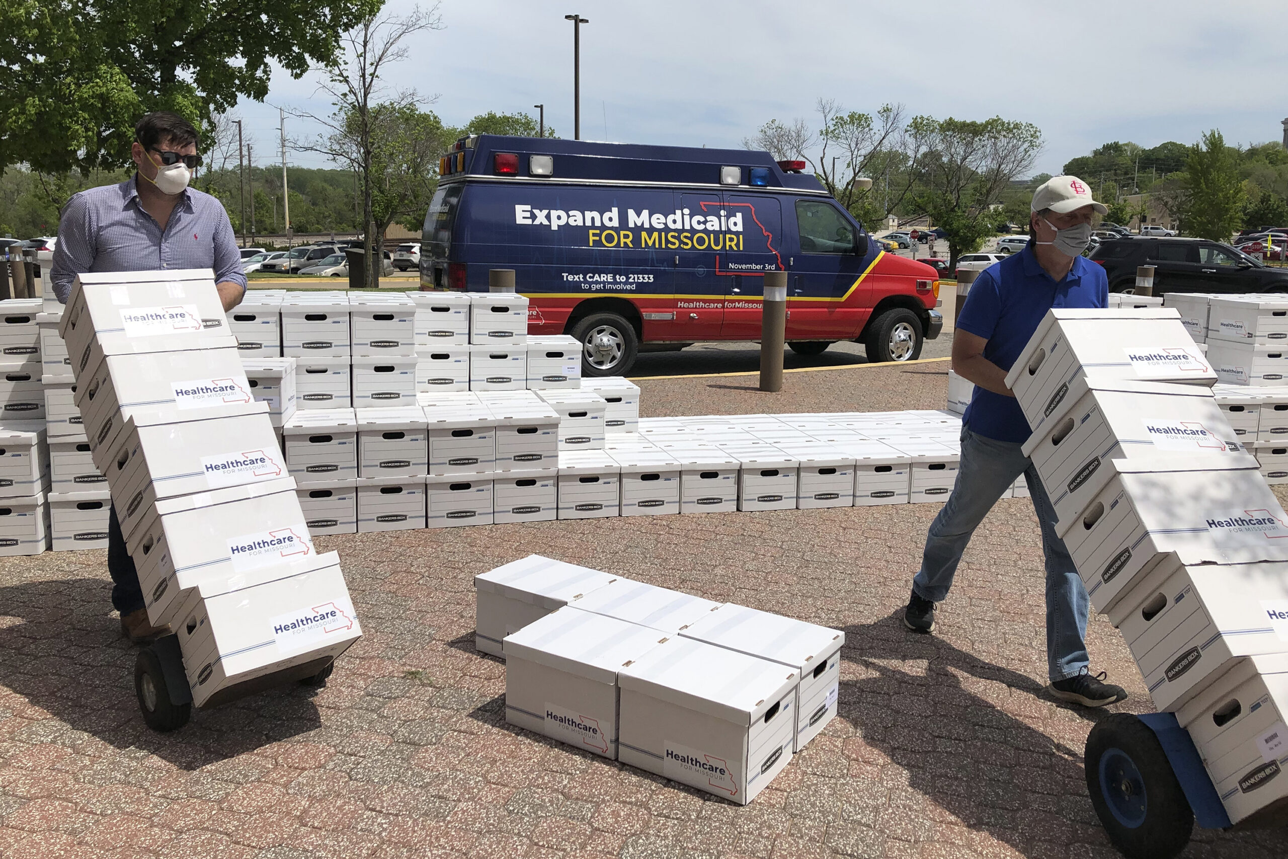 Democrats’ $1.9 trillion spending bill pressures states to expand Medicaid