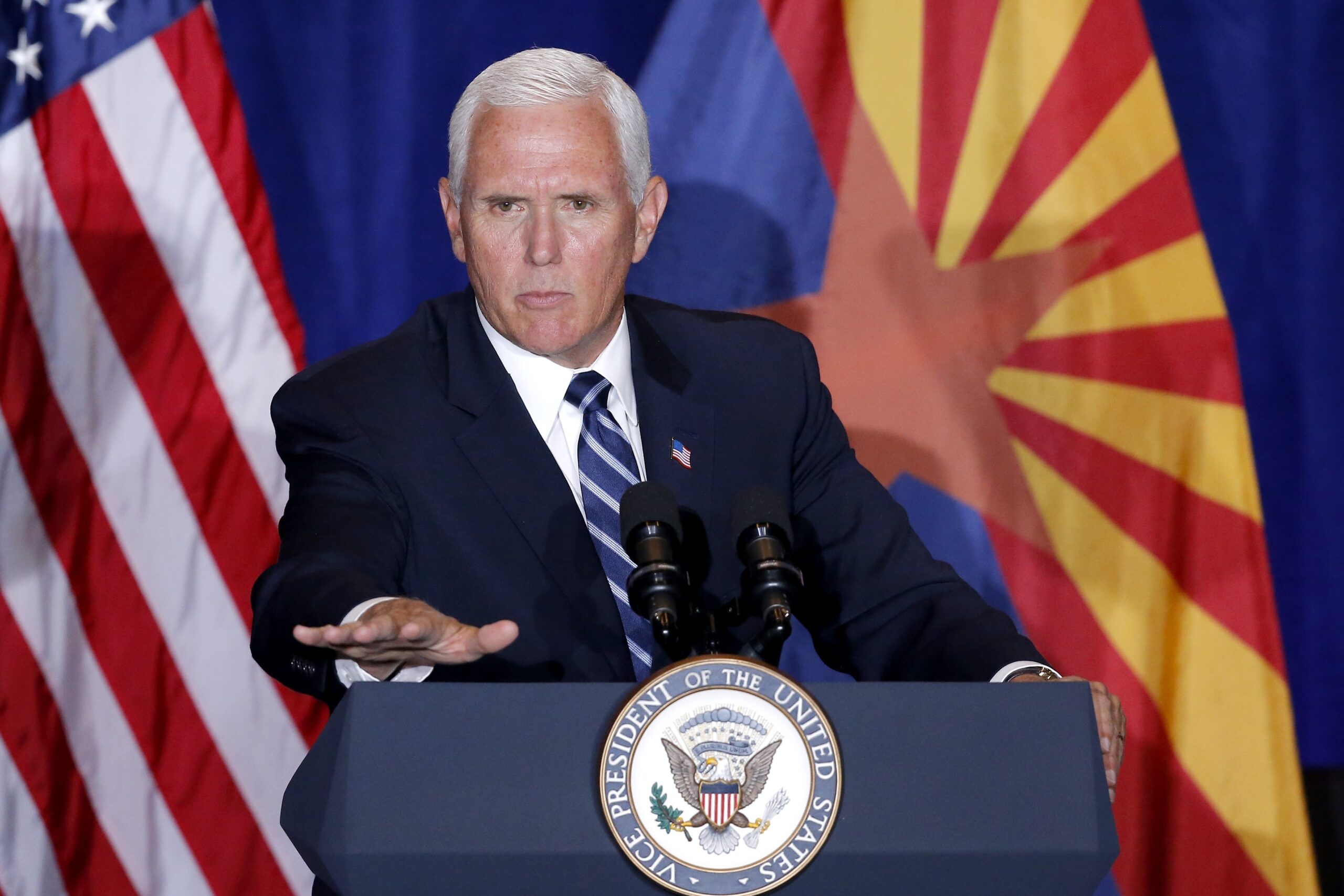Pence stumps for Trump in Arizona