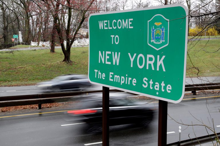 New York sticking to 14-day quarantine period despite change by CDC