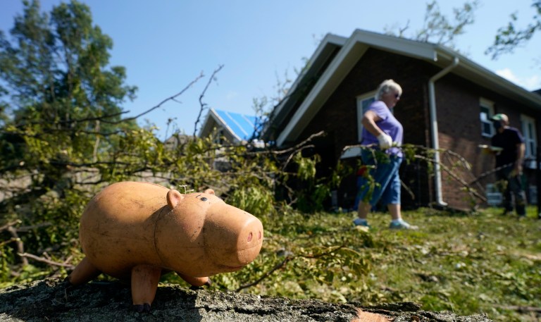 Trump travels to Iowa to show sympathy for derecho storm victims