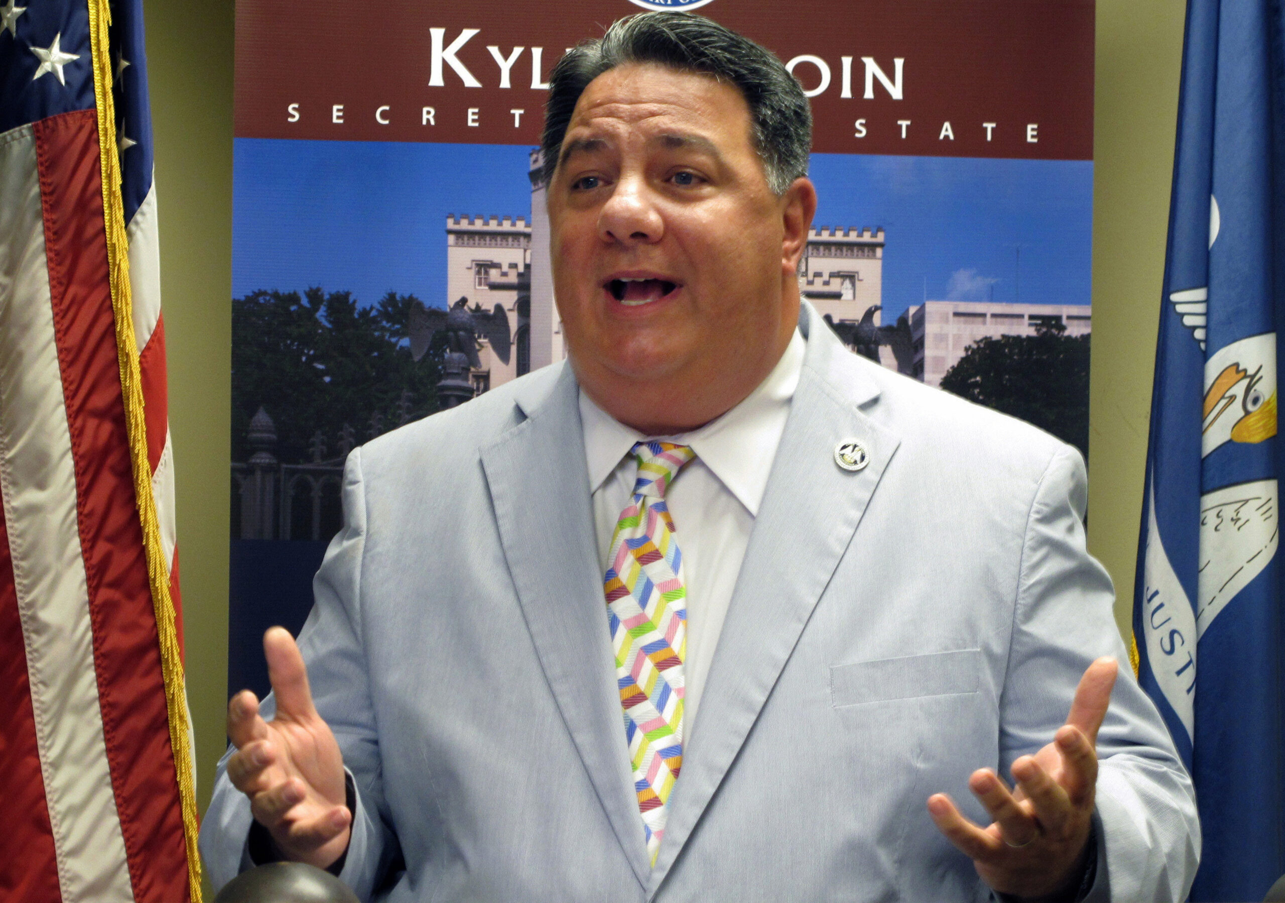 Judge orders Louisiana to expand absentee voting options amid pandemic