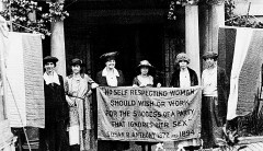 Women succeed in politics with support from other women