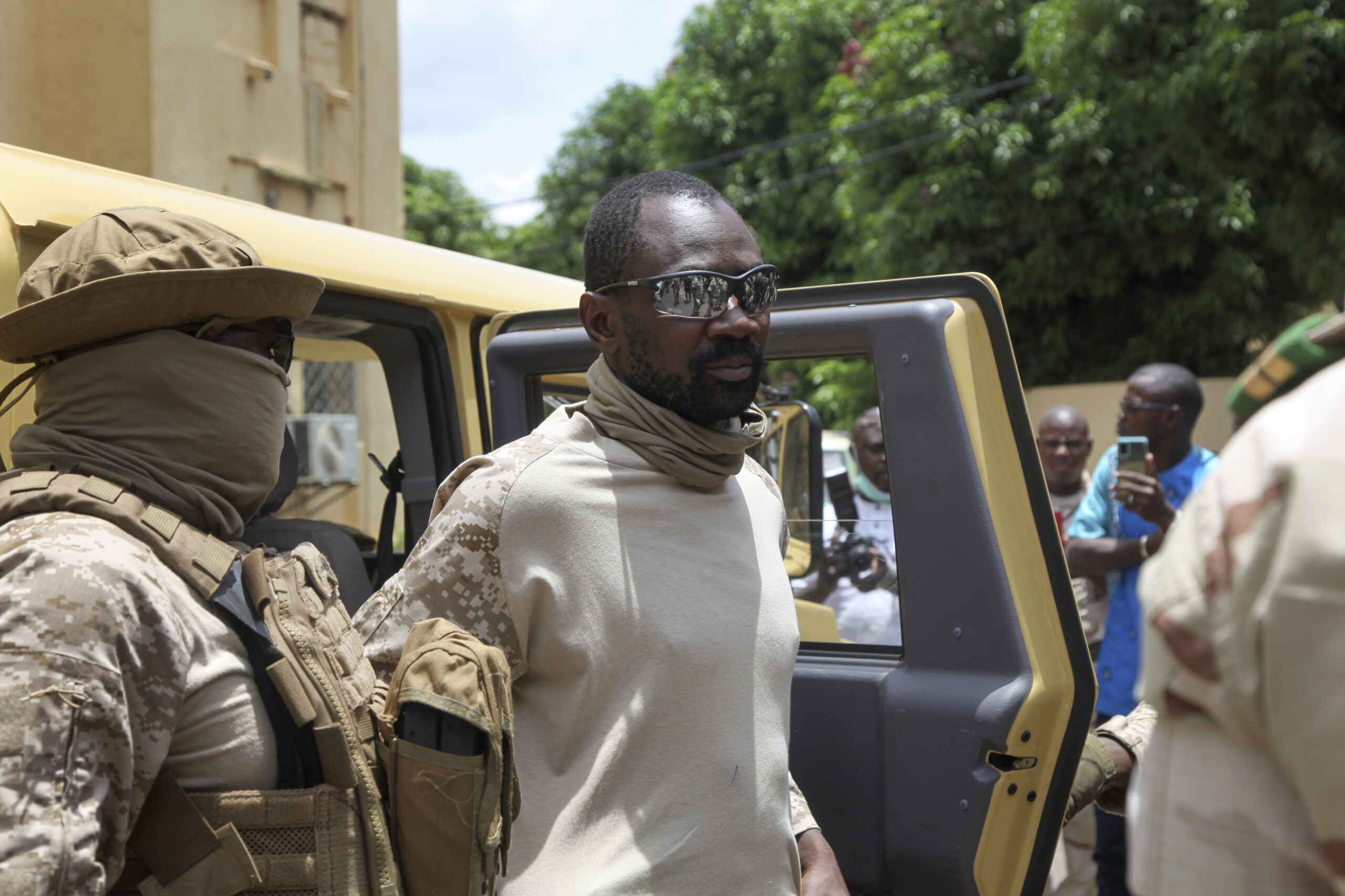 Mali interim president survives assassination attempt at Grand Mosque