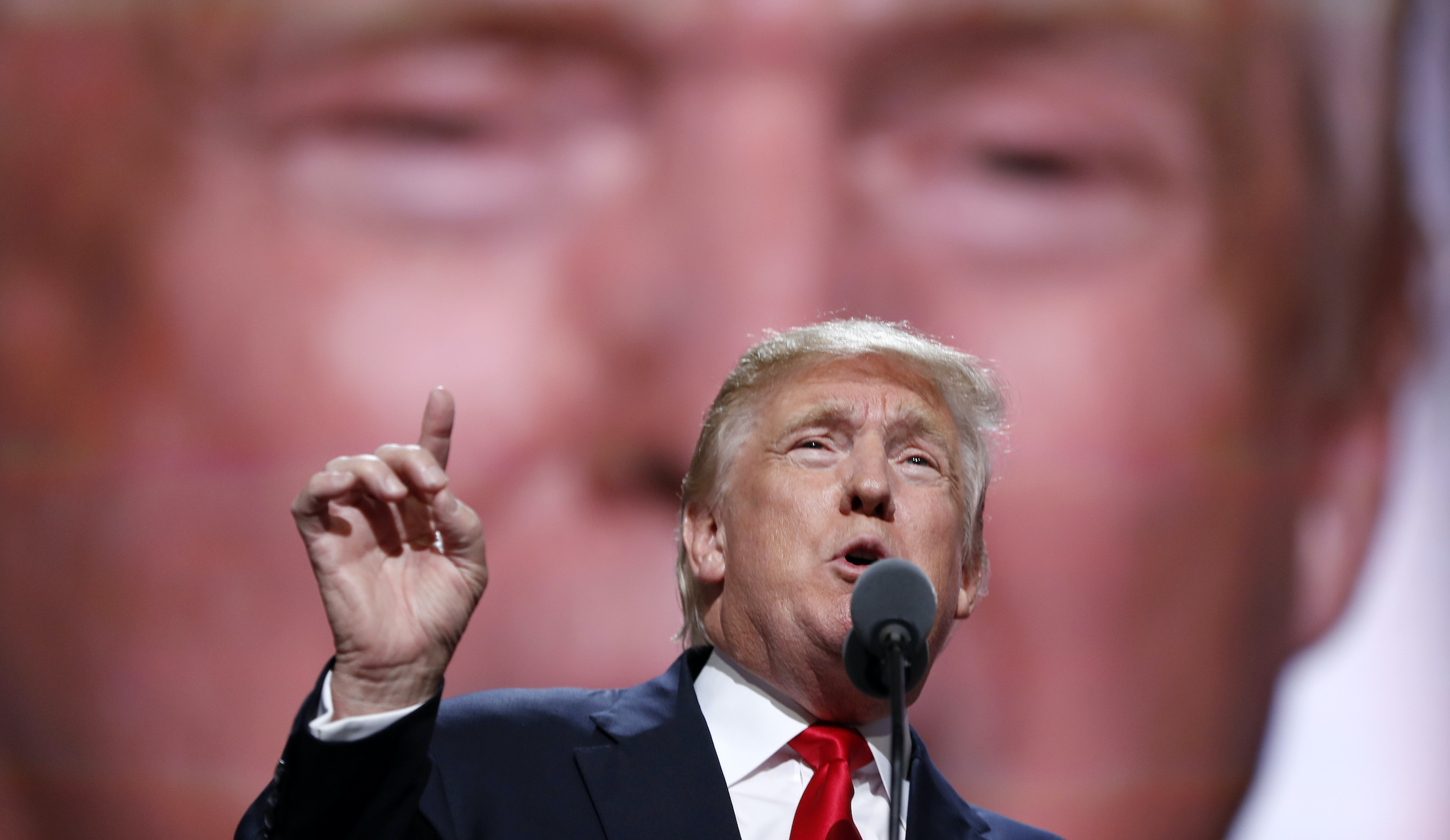 White House: Trump naturalization ceremony an official event “campaign decided to use”