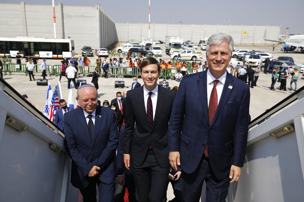 First direct Israel-UAE flight lands in Abu Dhabi amid US-brokered deal