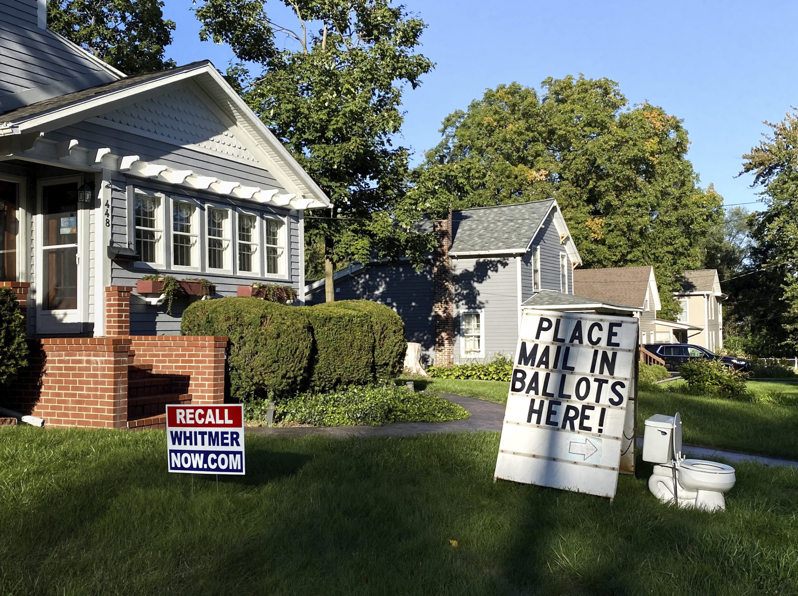 Democratic clerk calls police on homeowner with display encouraging people to drop mail-in ballots in toilet