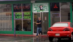Predatory lenders attract new customers during pandemic in Illinois